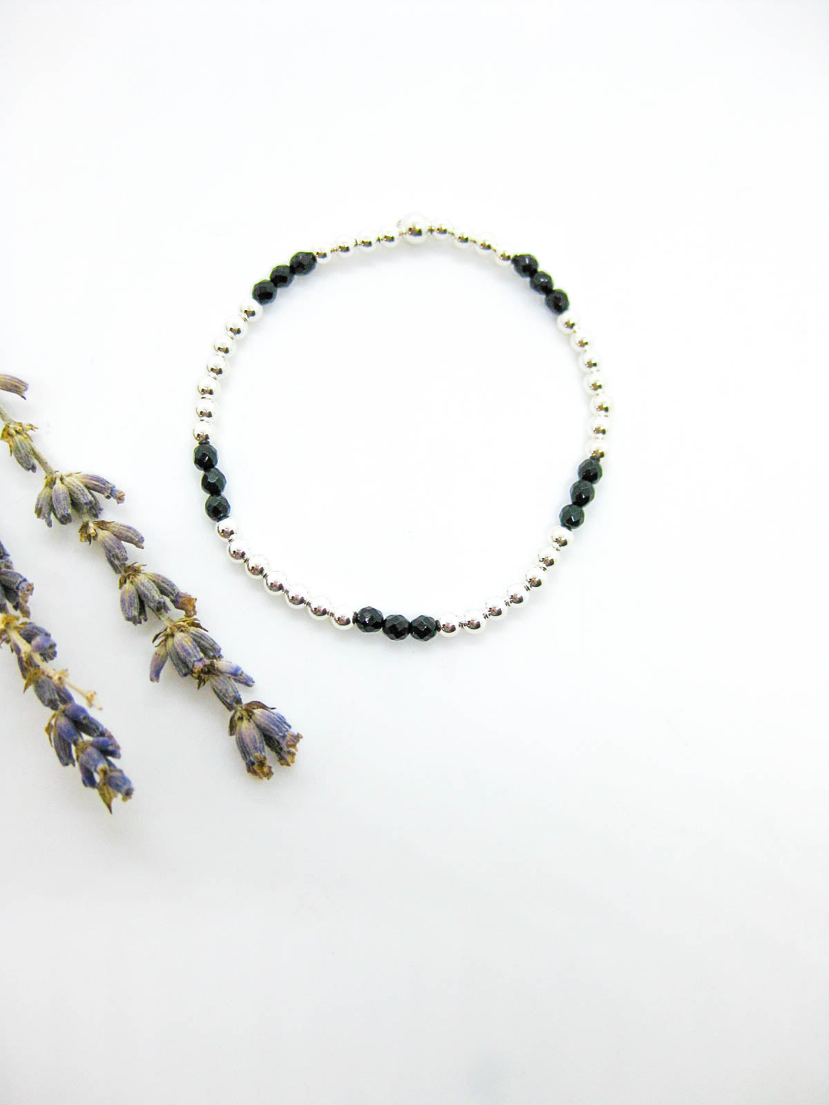 Juniper: Onyx Stretch Bracelet