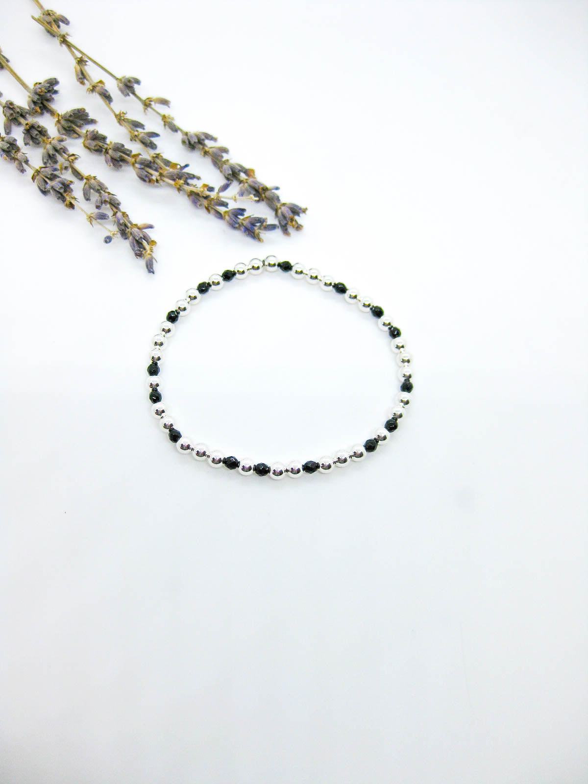 Sage: Onyx Stretch Bracelet