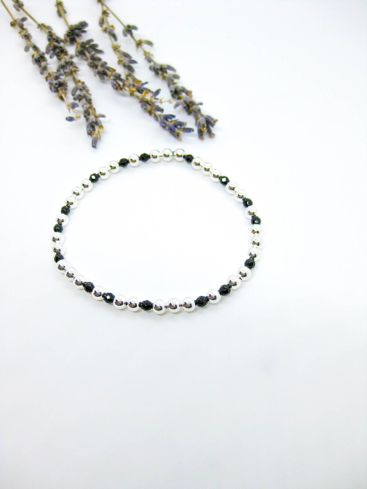 Sage: Onyx Stretch Bracelet