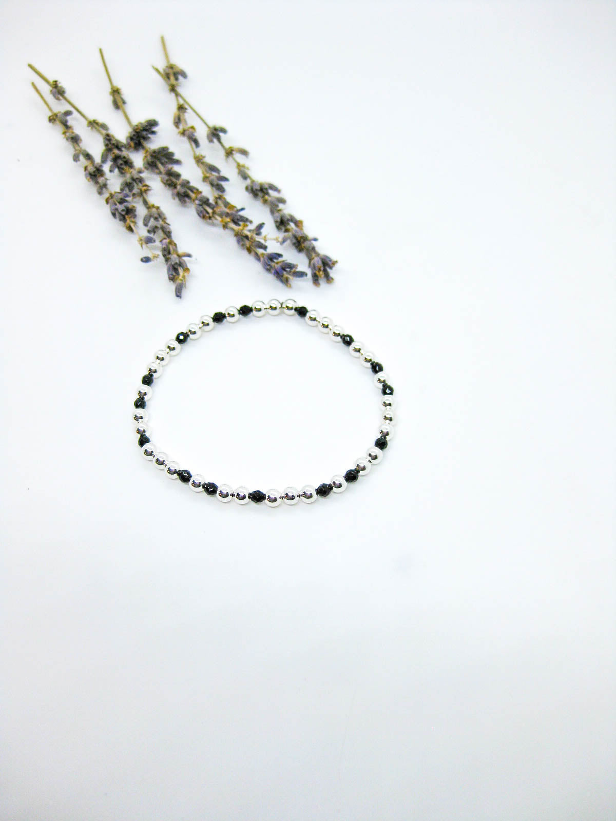 Sage: Onyx Stretch Bracelet