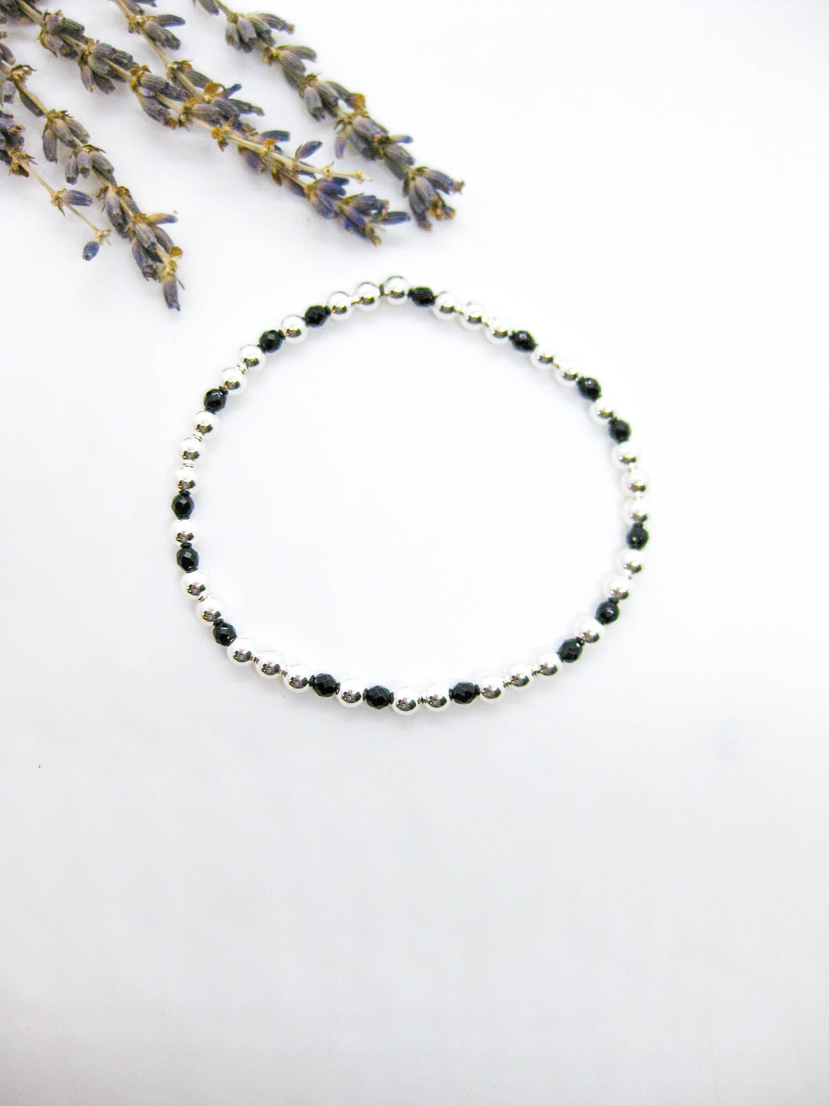 Sage: Onyx Stretch Bracelet