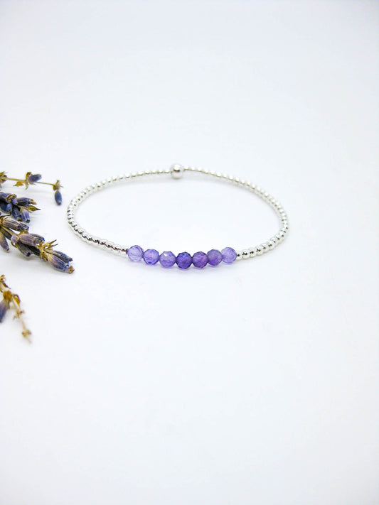Violet: Amethyst Stretch Bracelet - b378