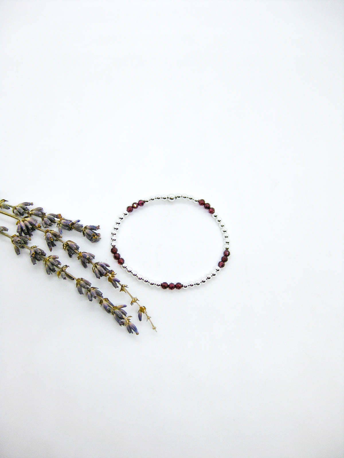 Juniper: Garnet Stretch Bracelet - b400