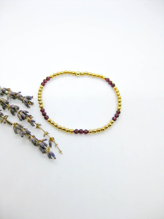 Juniper: Garnet Stretch Bracelet - b400