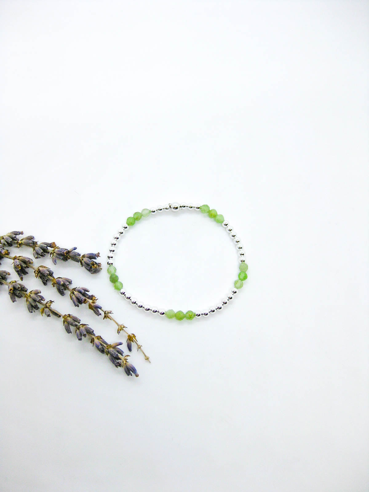 Juniper: Jade Stretch Bracelet - b401