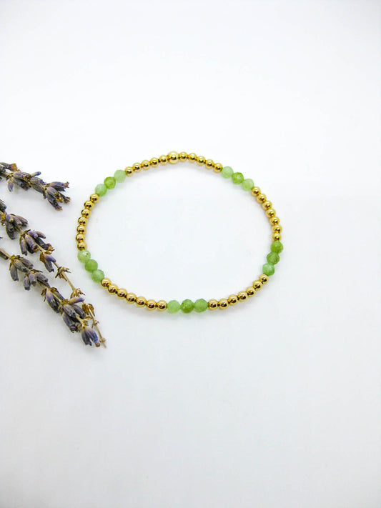 Juniper: Jade Stretch Bracelet - b401