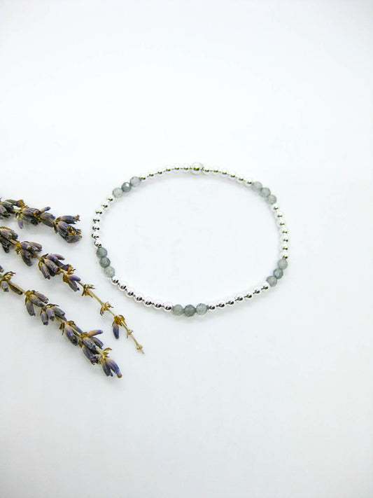 Juniper: Labradorite Stretch Bracelet - b402