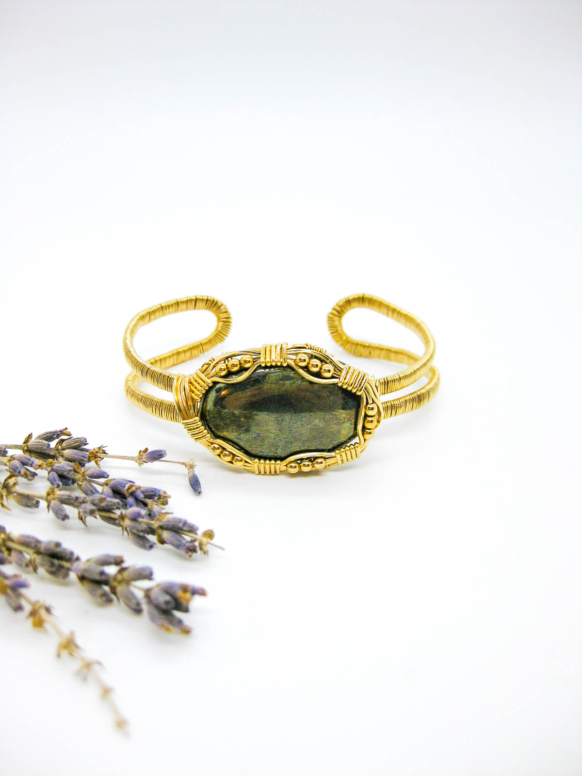 Rose: Pyrite Cuff Bracelet Gold - OAK