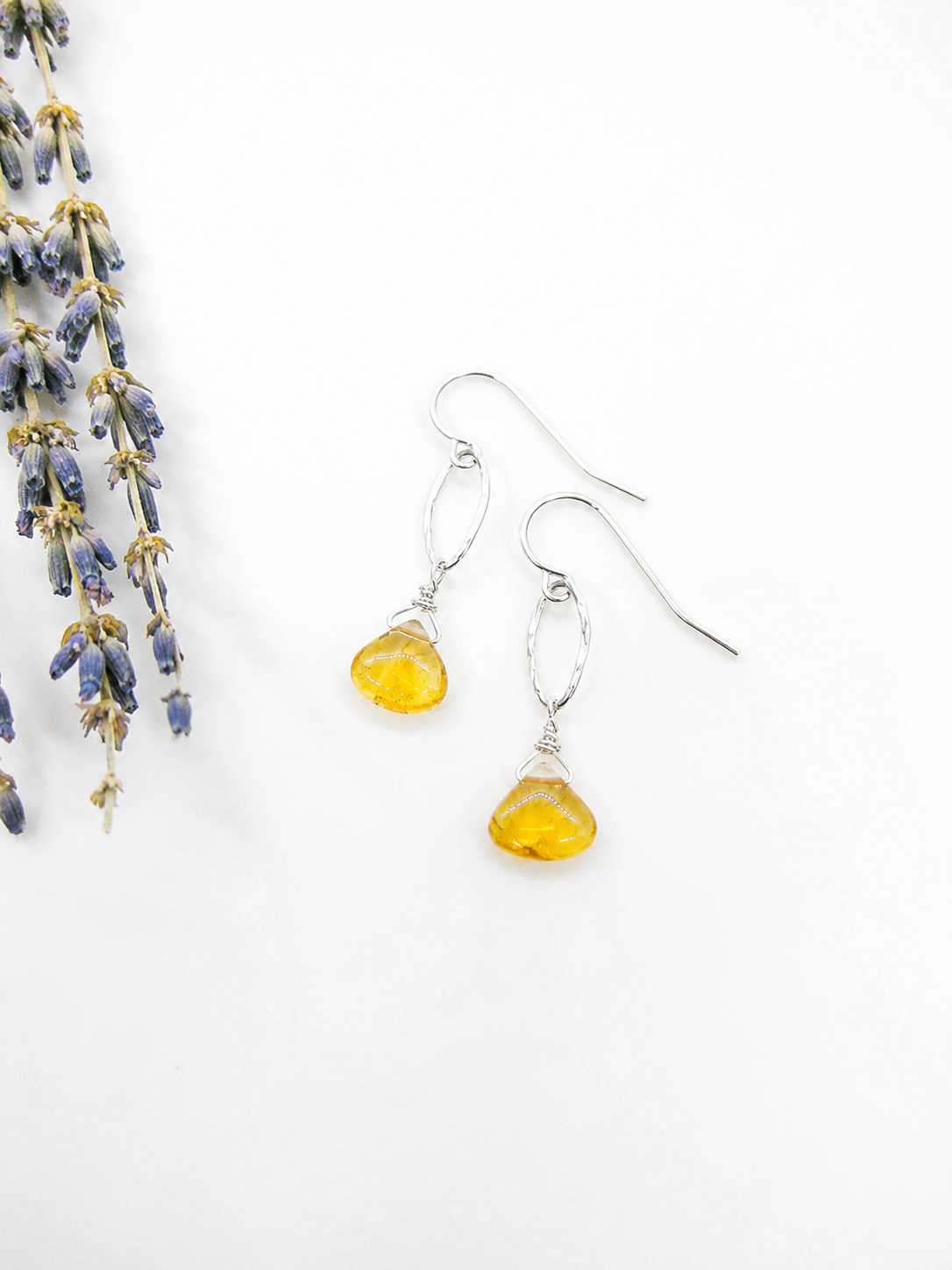Chrysanthe Earrings