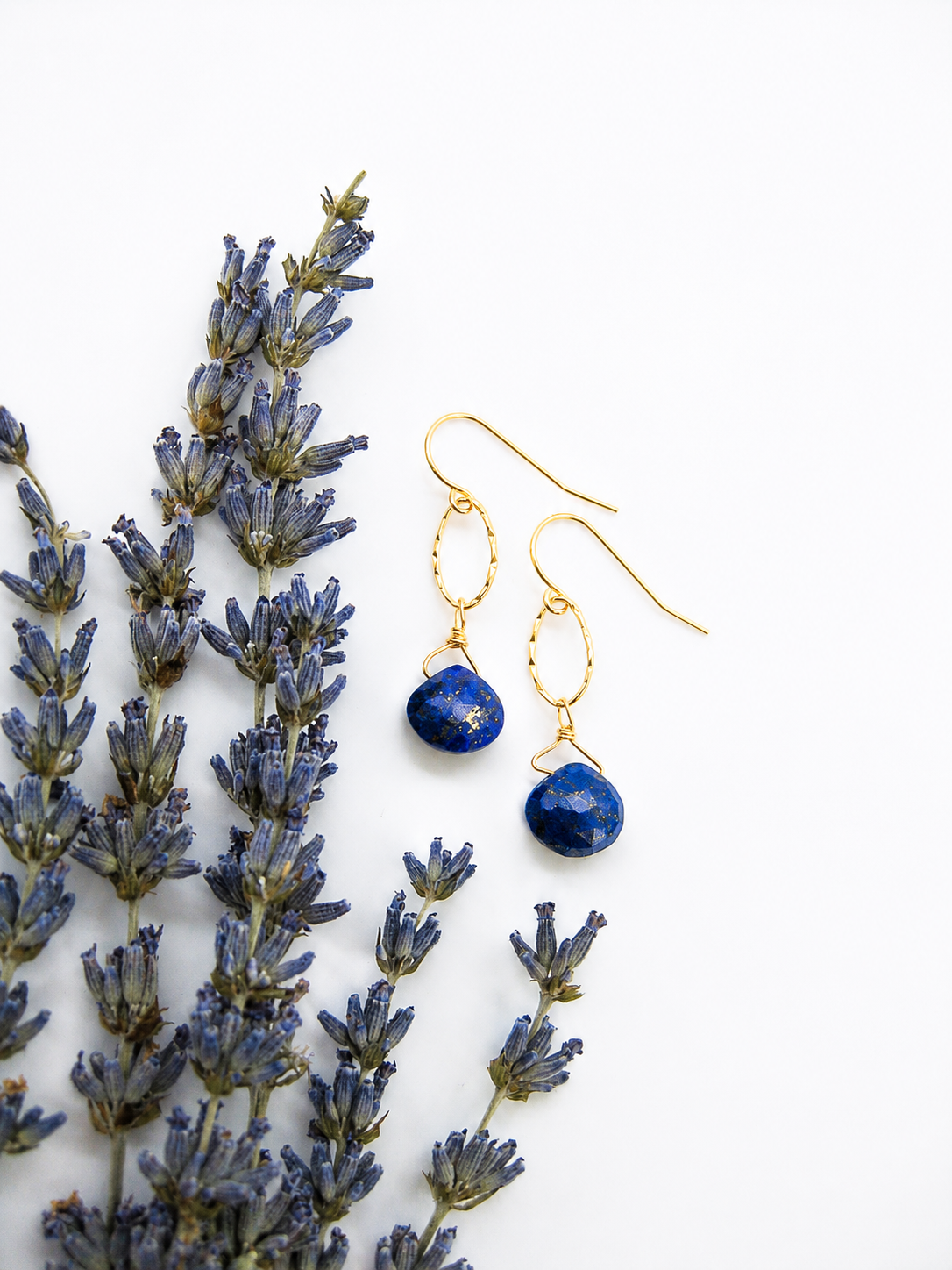 Chrysanthe Earrings