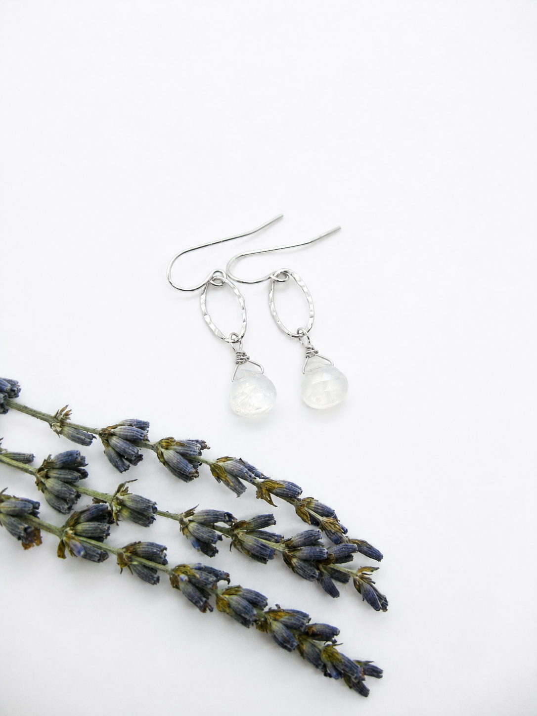 Chrysanthe Earrings
