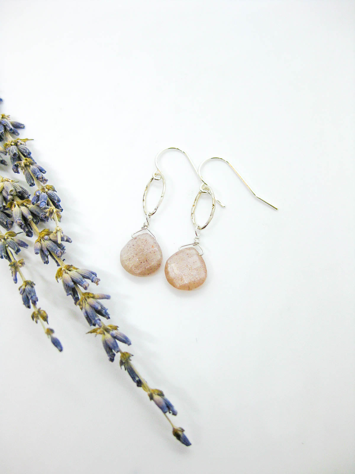 Chrysanthe Earrings