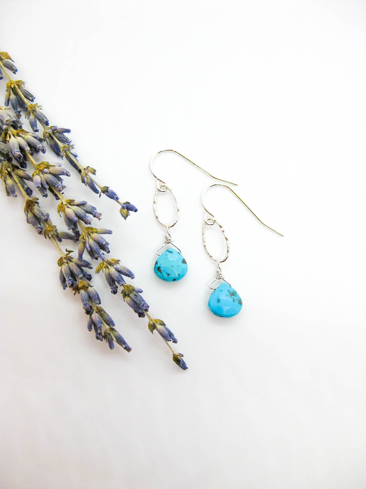 Chrysanthe Earrings