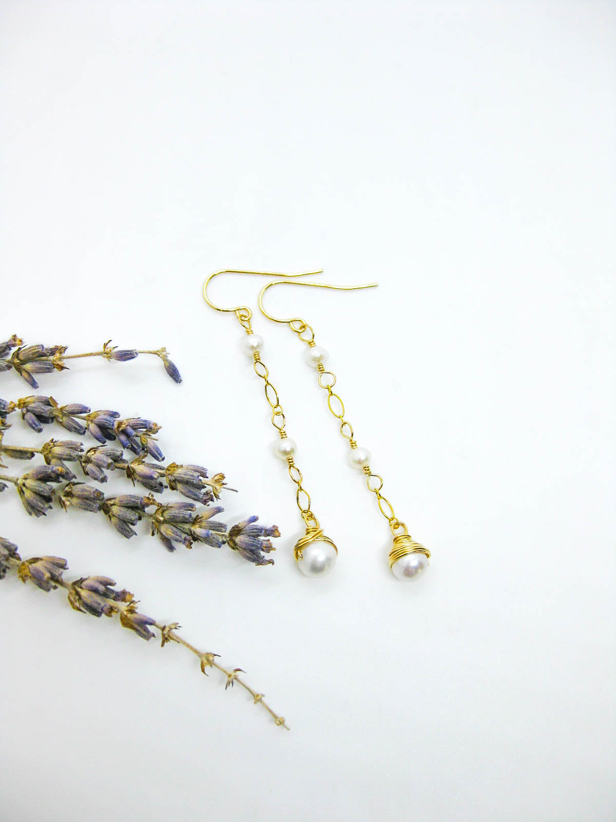 Daffodil: Pearl Earrings