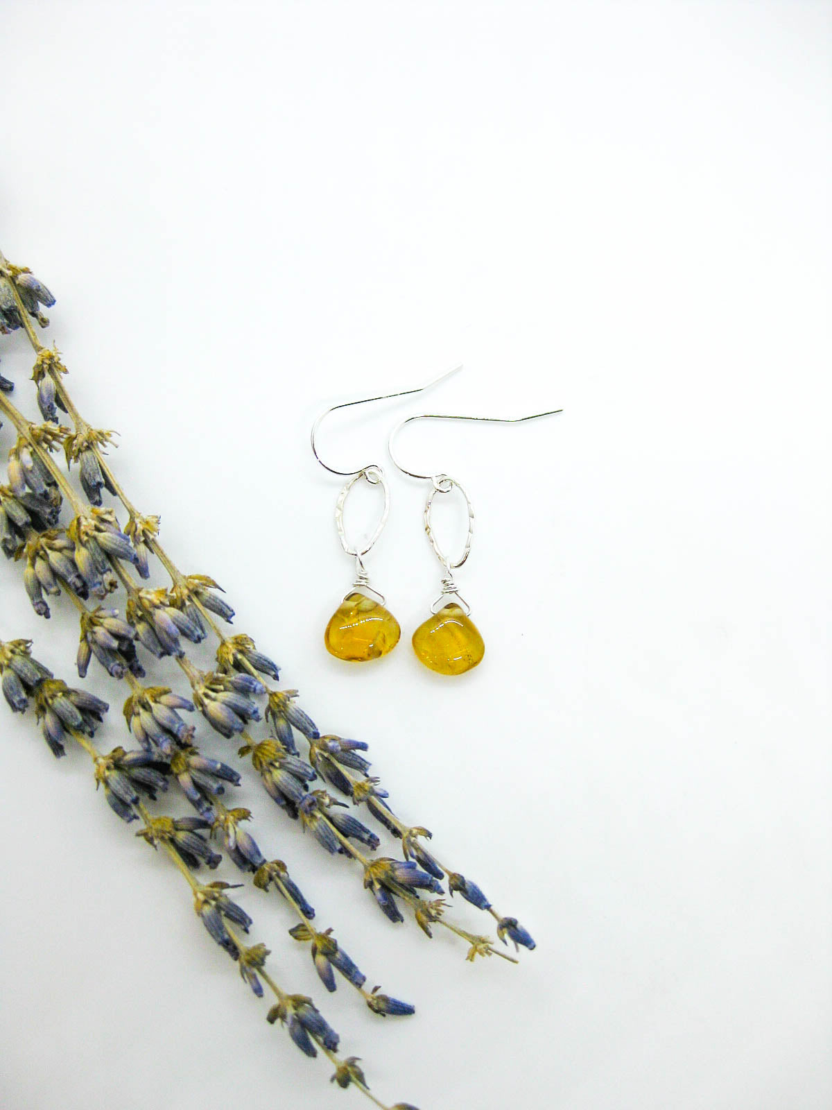 Chrysanthe: Citrine Earrings - e474