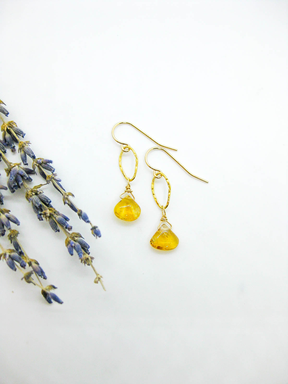 Chrysanthe: Citrine Earrings - e474