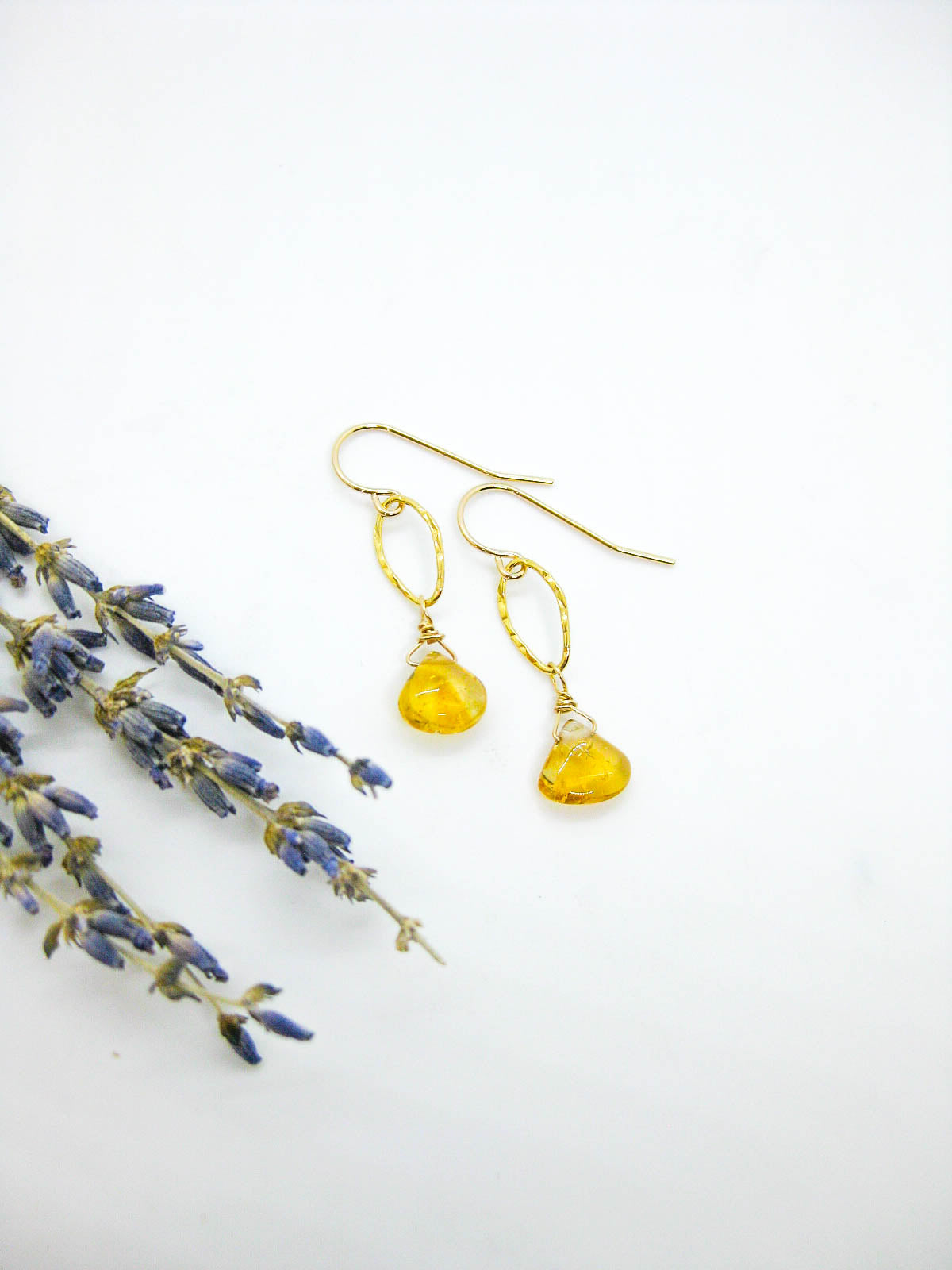 Chrysanthe: Citrine Earrings - e474