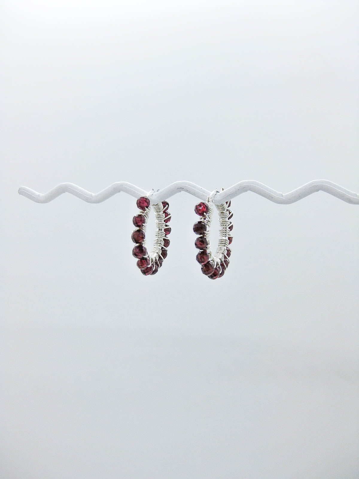 Garnet Hoop Earrings - e521