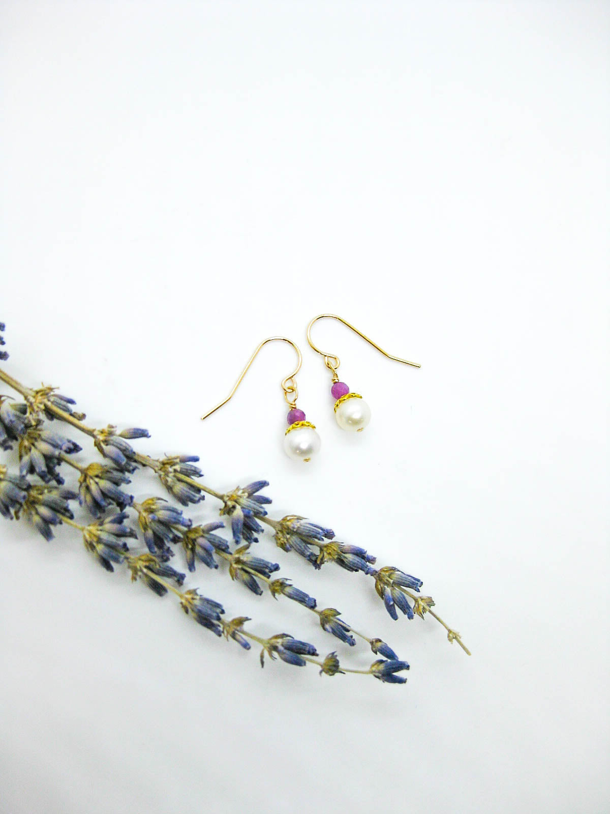 Heather: Ruby Pearl Earrings - e699