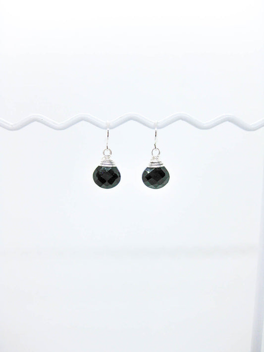 Chamomile: Onyx Earrings - e708