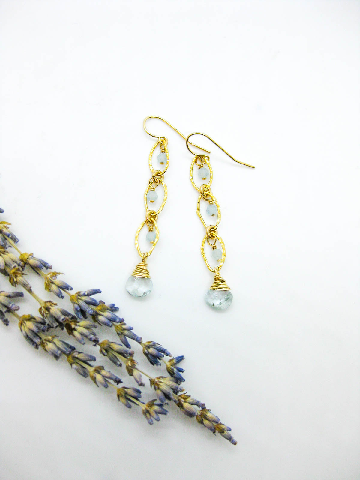Lilac: Aquamarine Earrings - e723
