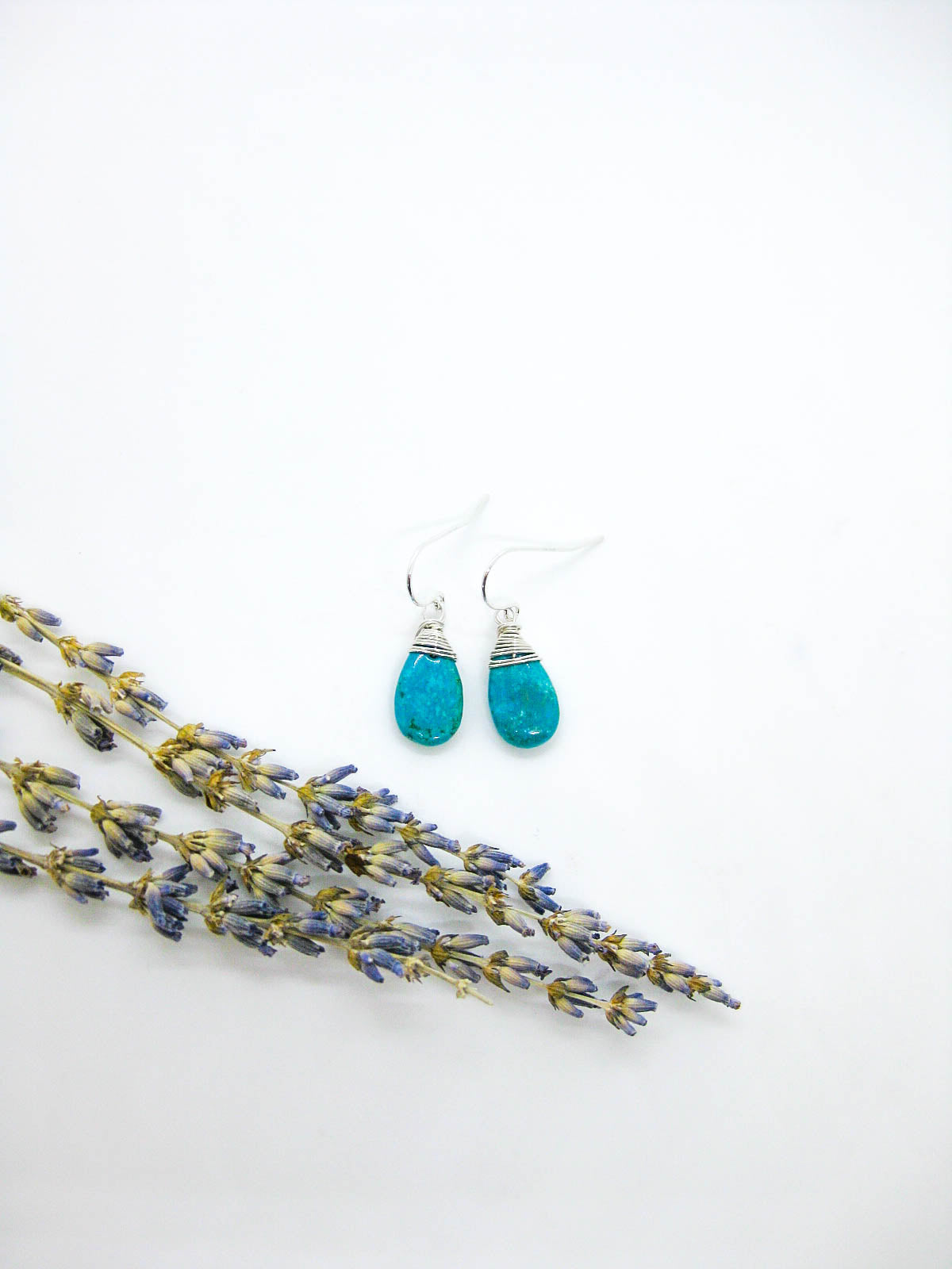 Chamomile: Green Turquoise Earrings - e744