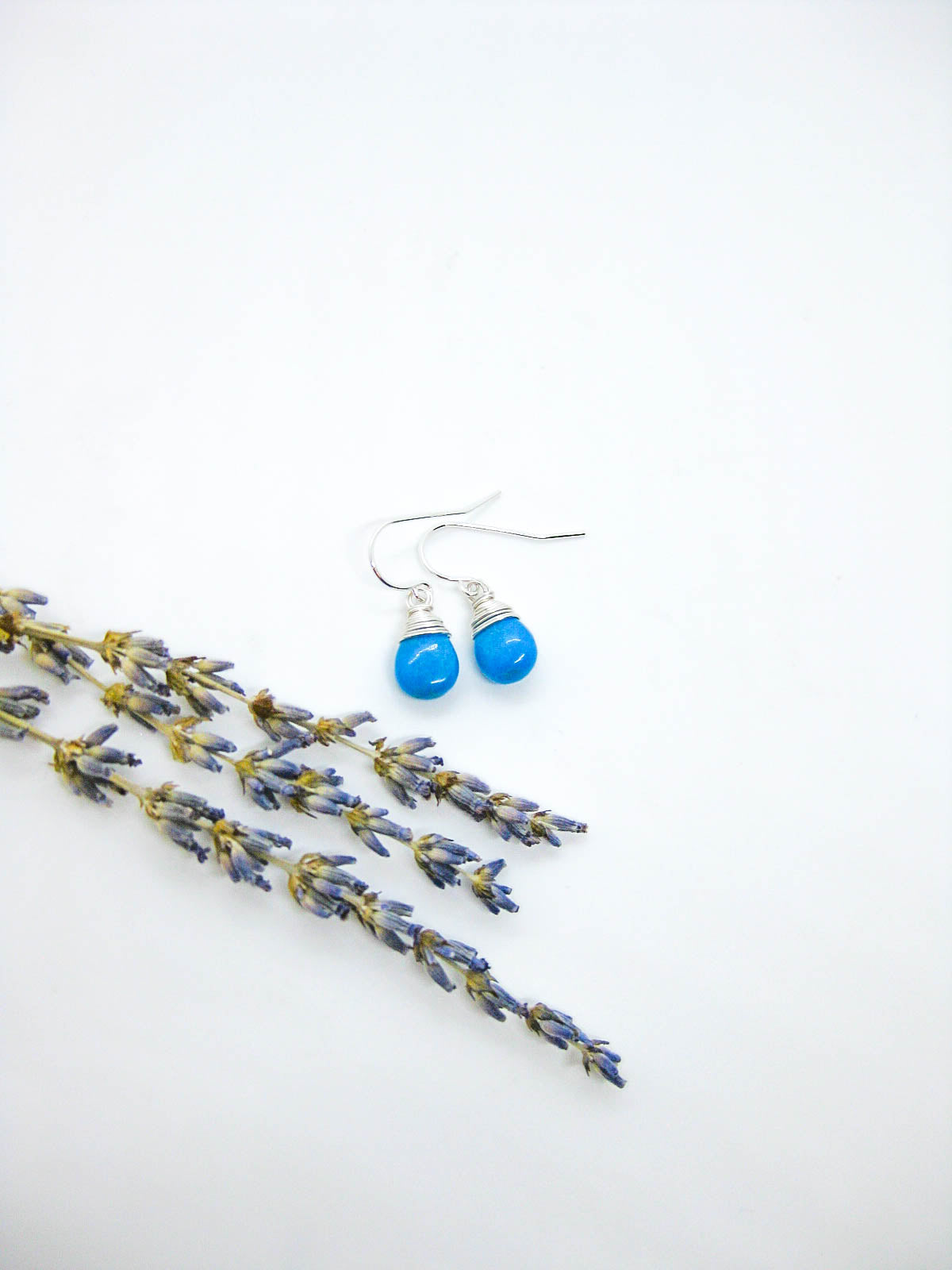 Chamomile: Blue Turquoise Earrings - e746