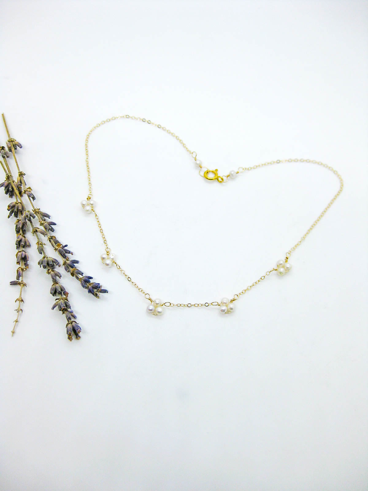 Hyacinth: Pearl Choker