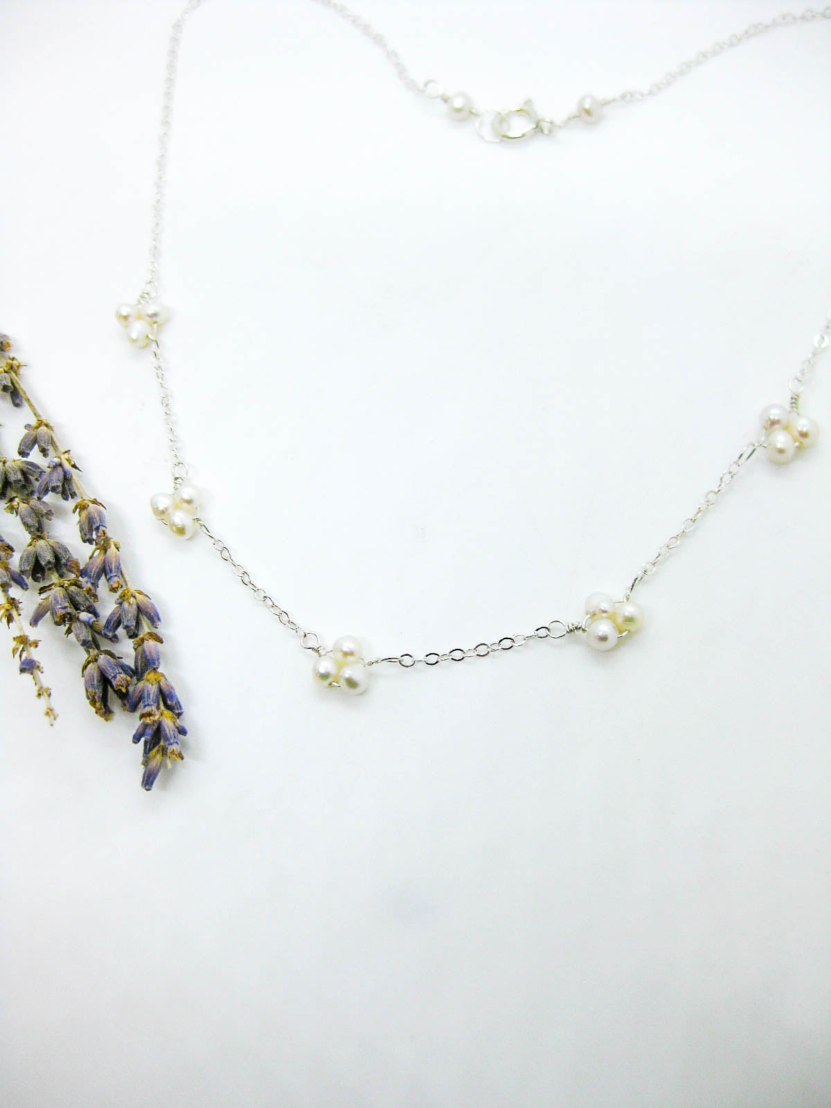 Hyacinth: Pearl Choker