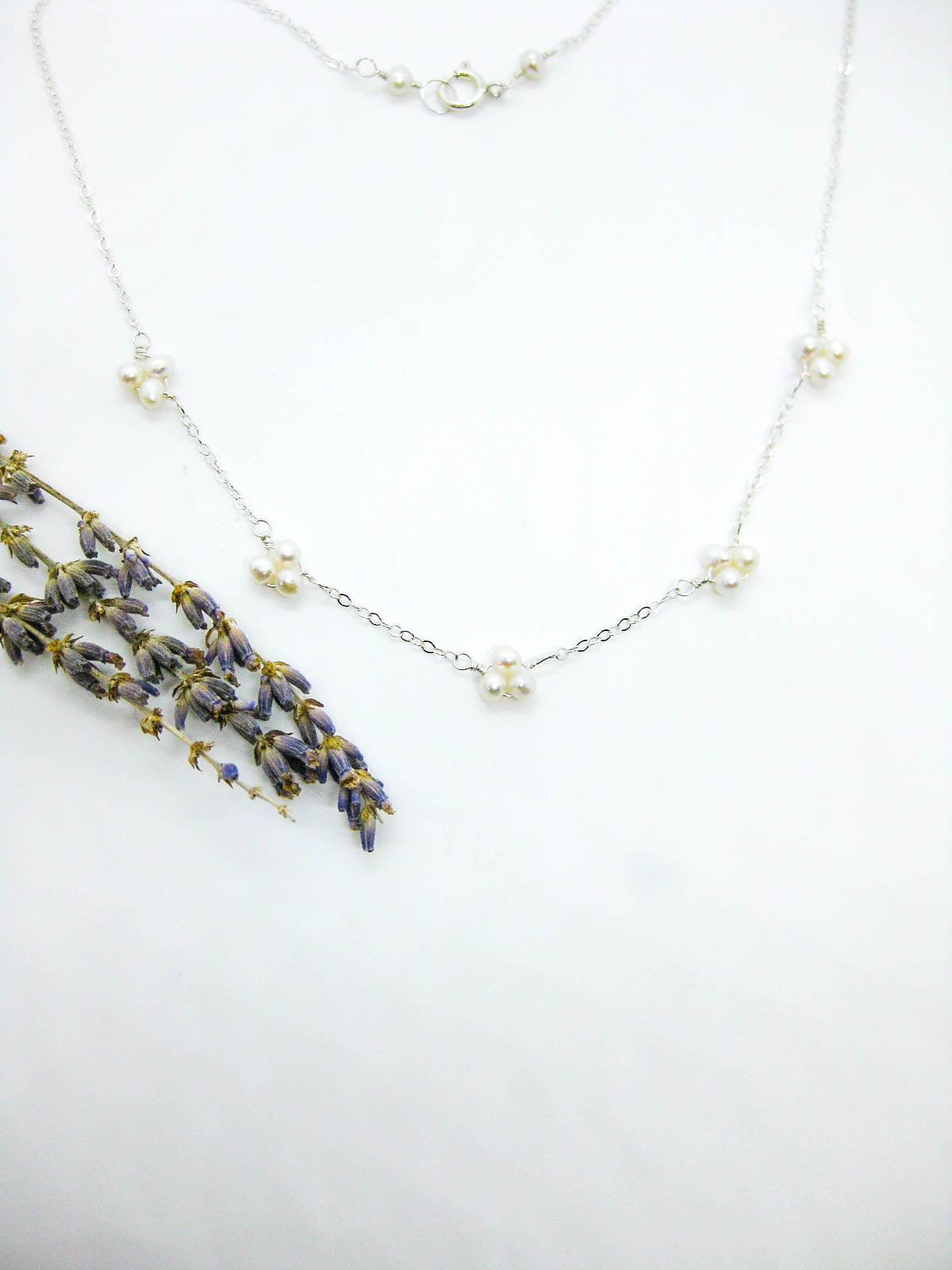 Hyacinth: Pearl Choker