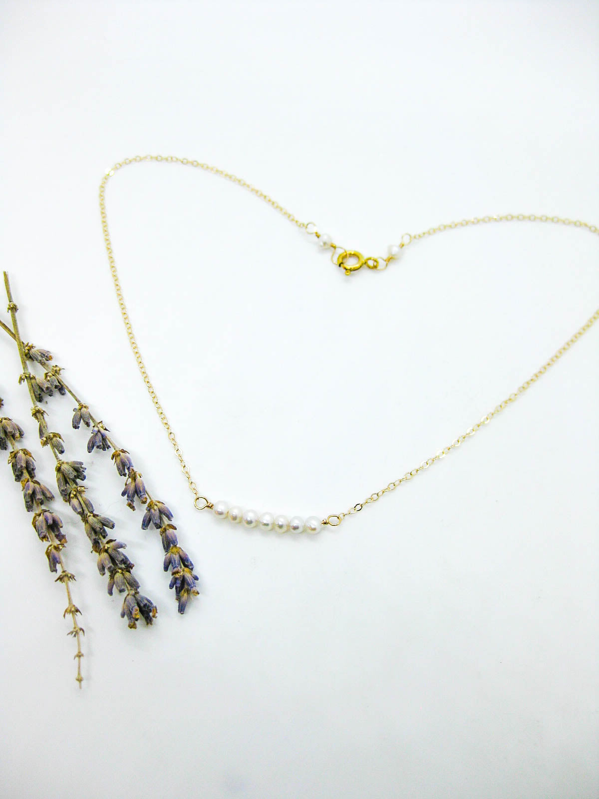 Violet: Pearl Choker