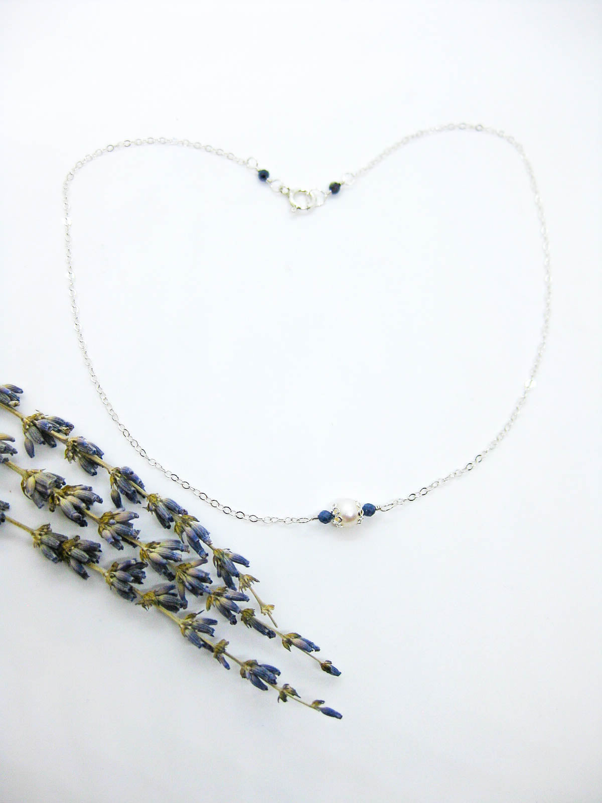 Heather: Sapphire Pearl Choker - n594