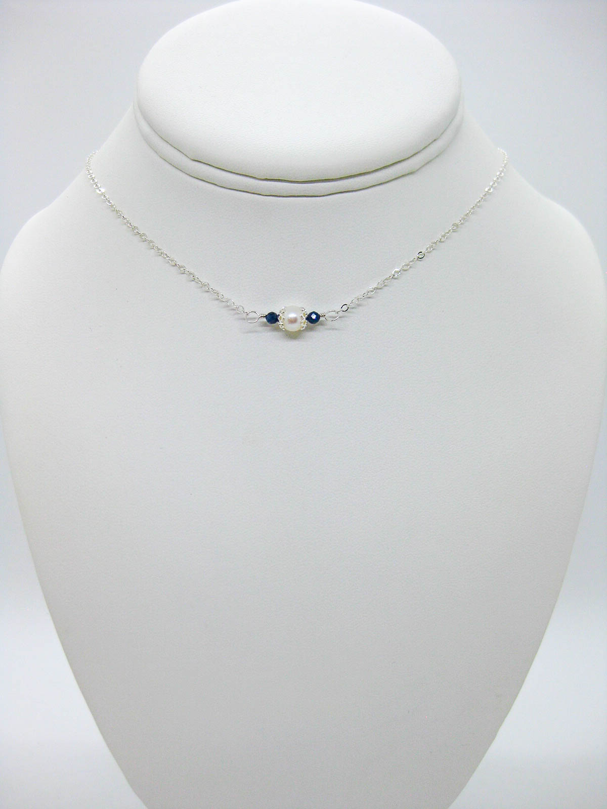 Heather: Sapphire Pearl Choker - n594