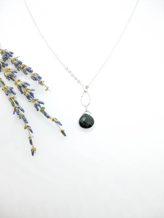 Chrysanthe: Onyx Necklace - n597