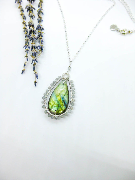 Peony: Labradorite 22" Necklace - n603oak