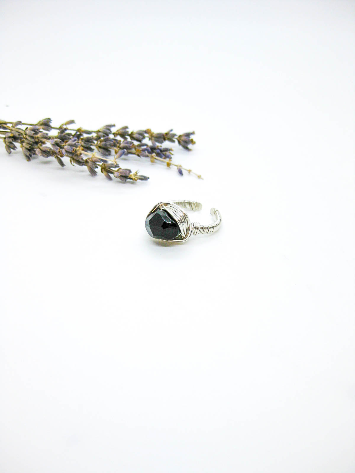 Calla: Onyx Ring