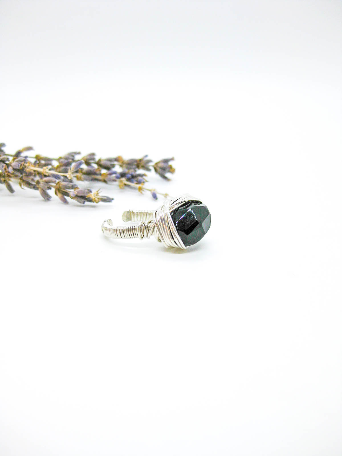 Calla: Onyx Ring
