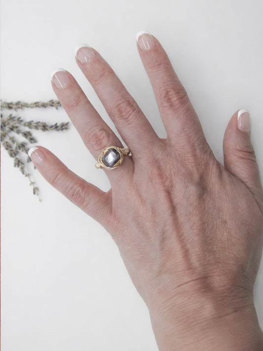 Calla : Ruby Ring