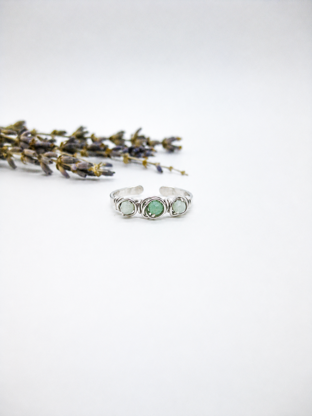 Hyacinth: Ring