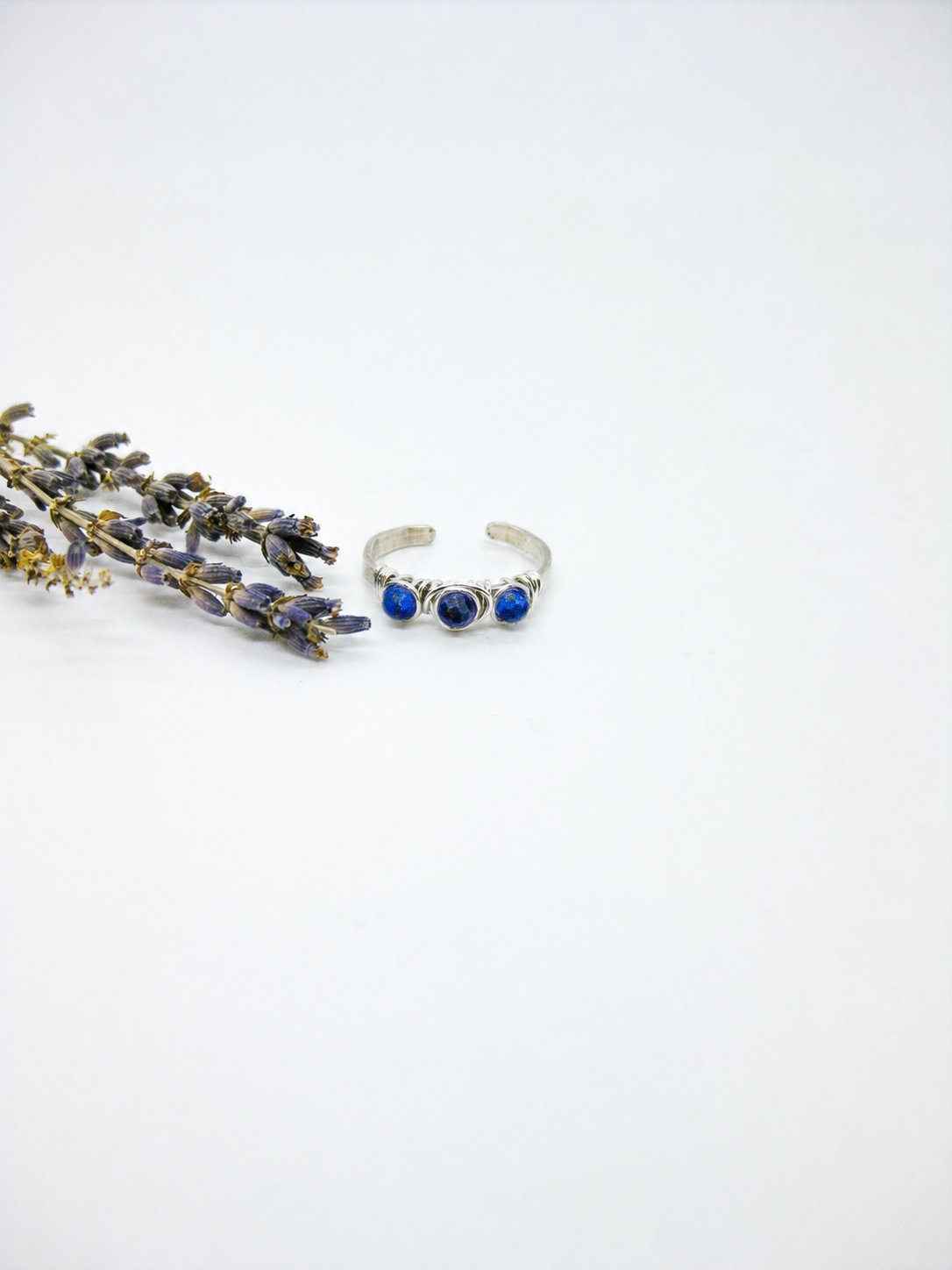 Hyacinth: Ring