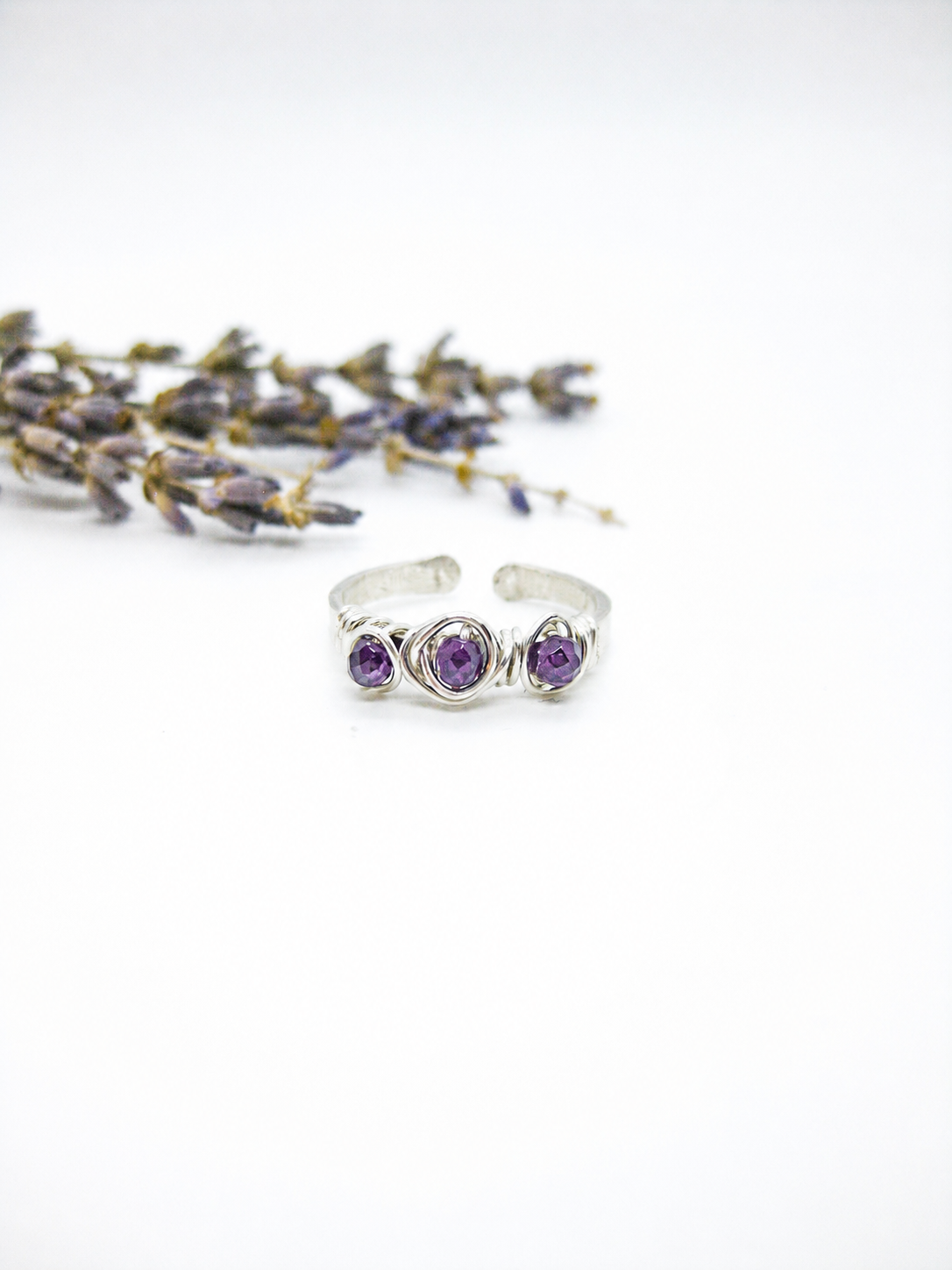 Hyacinth: Ring