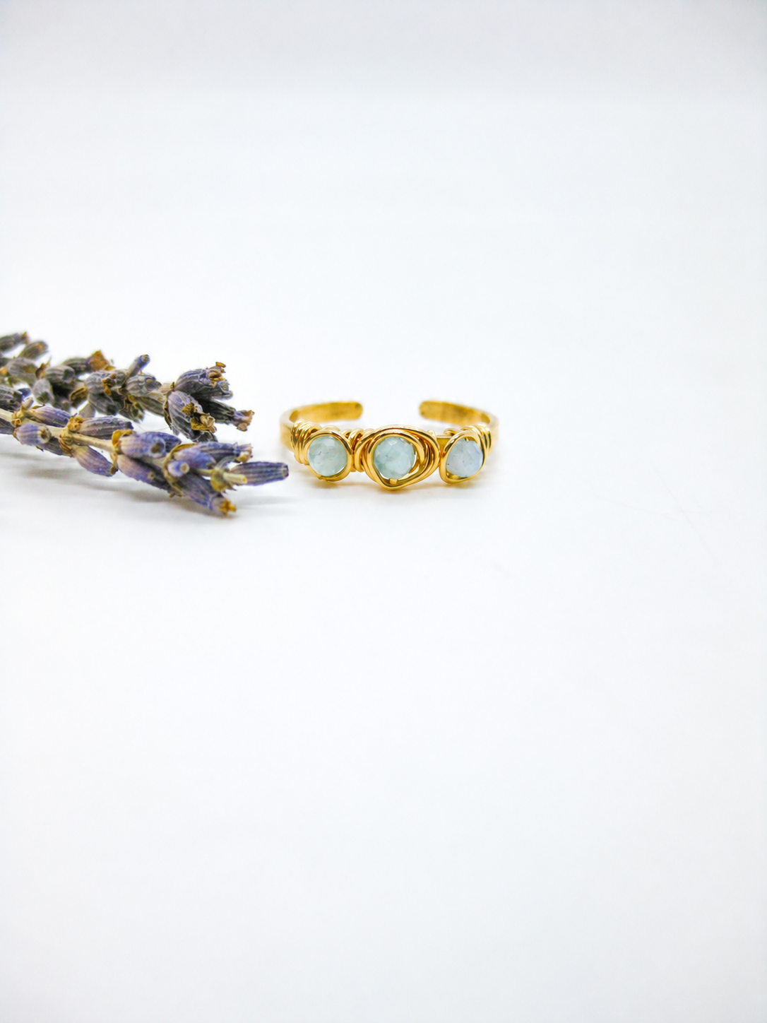 Hyacinth: Ring