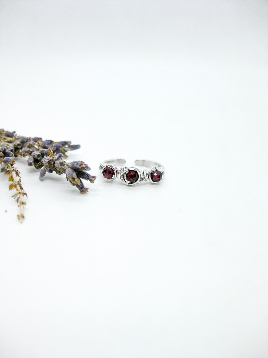 Hyacinth: Ring