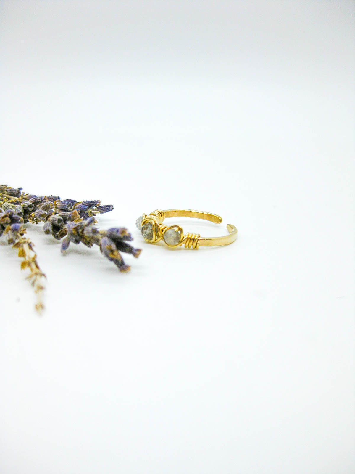 Hyacinth: Labradorite Ring
