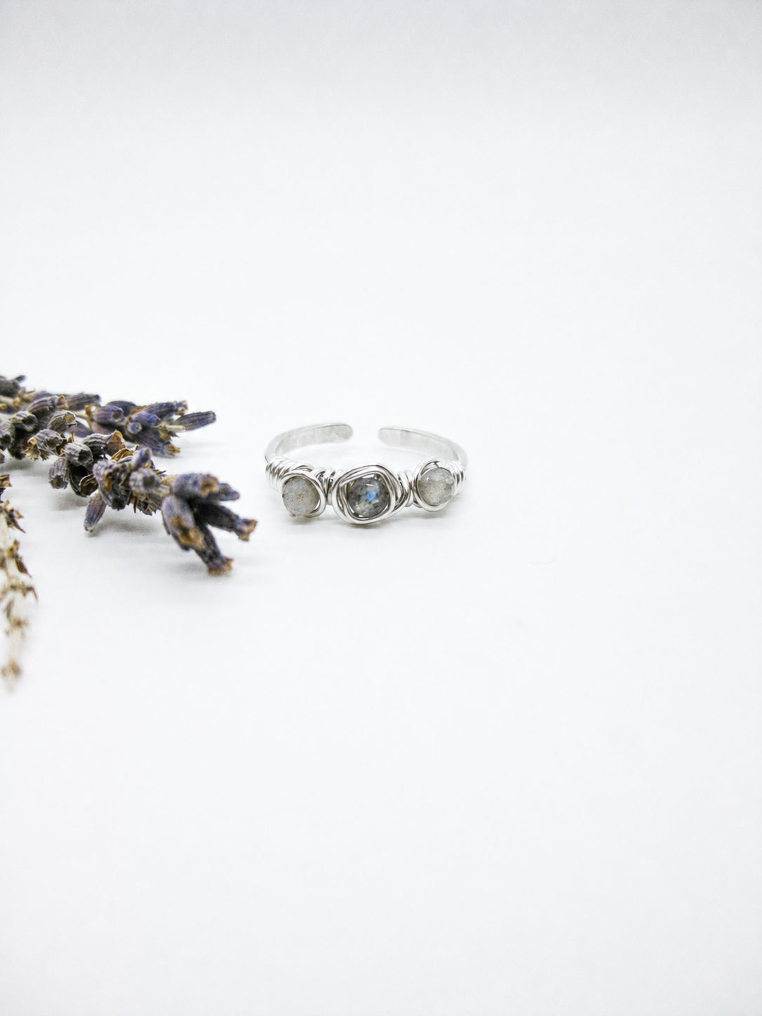Hyacinth: Ring