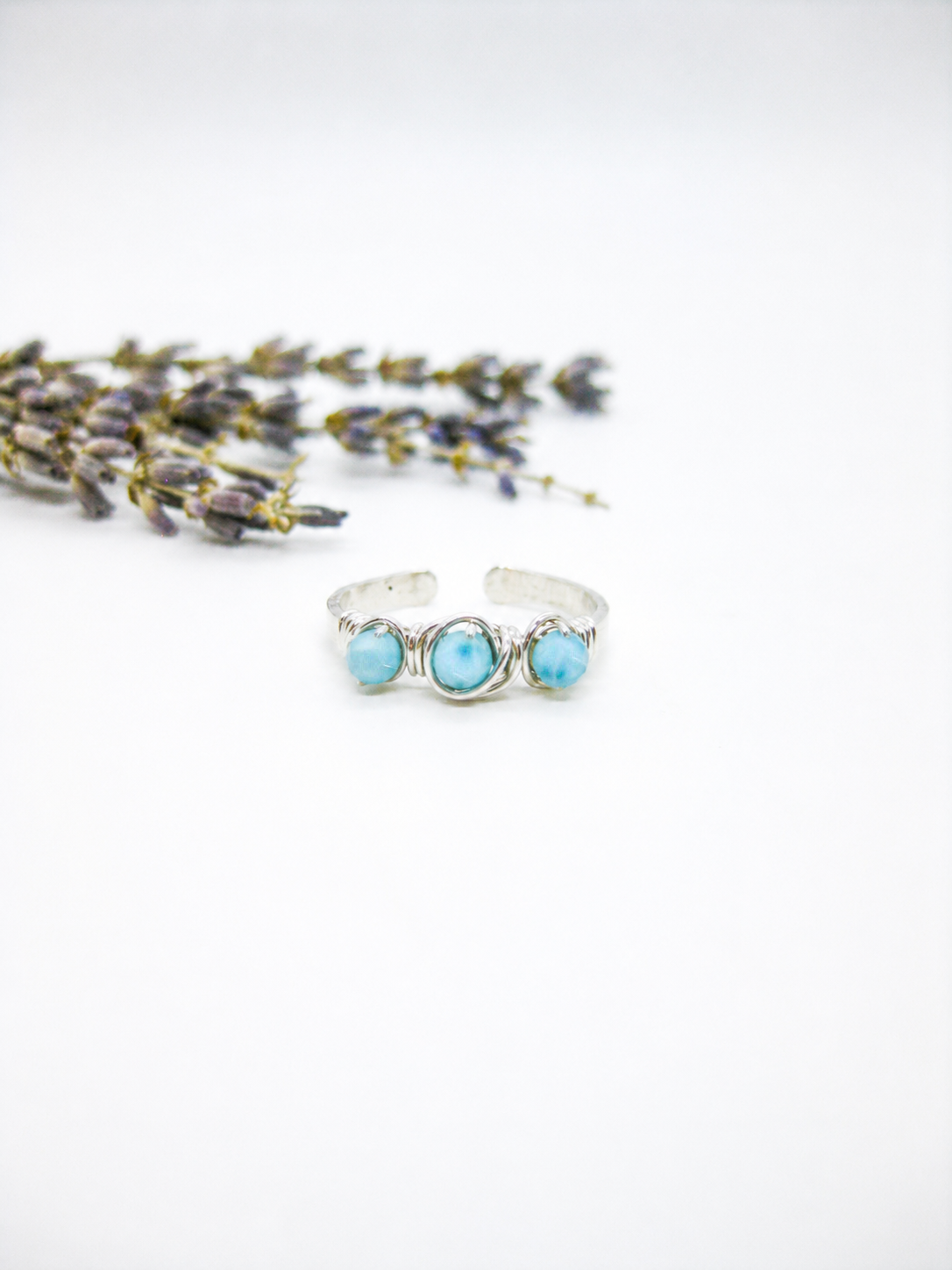 Hyacinth: Ring