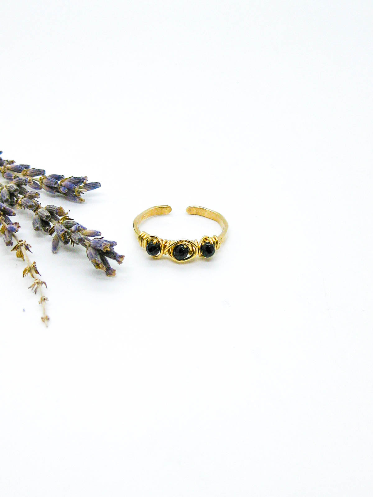 Hyacinth: Onyx Ring