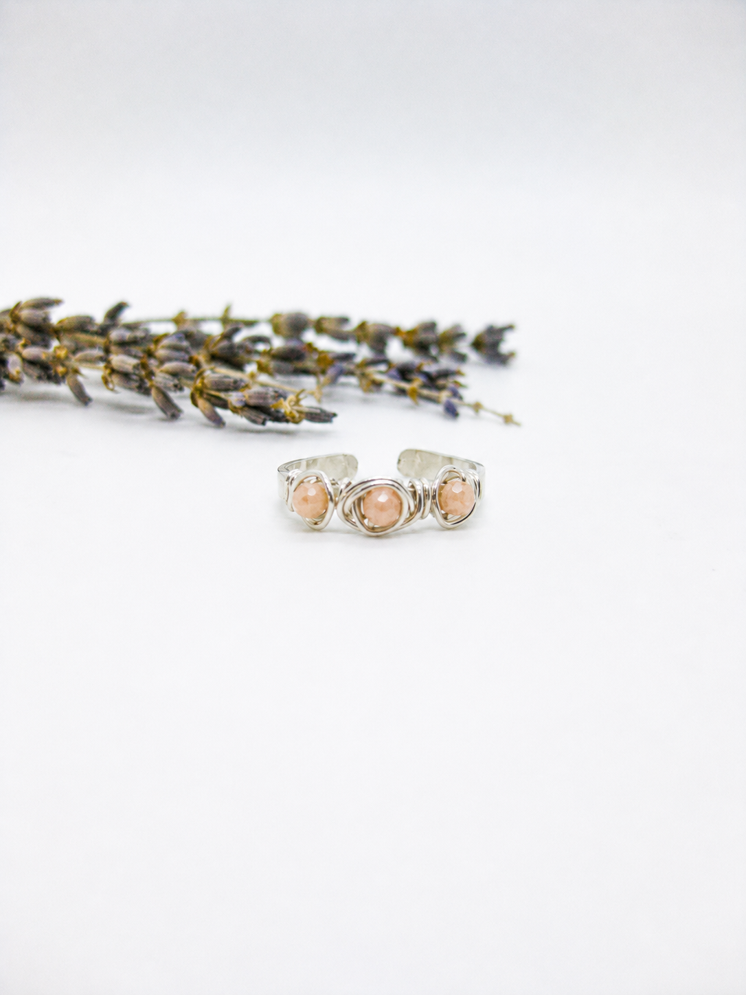 Hyacinth: Ring