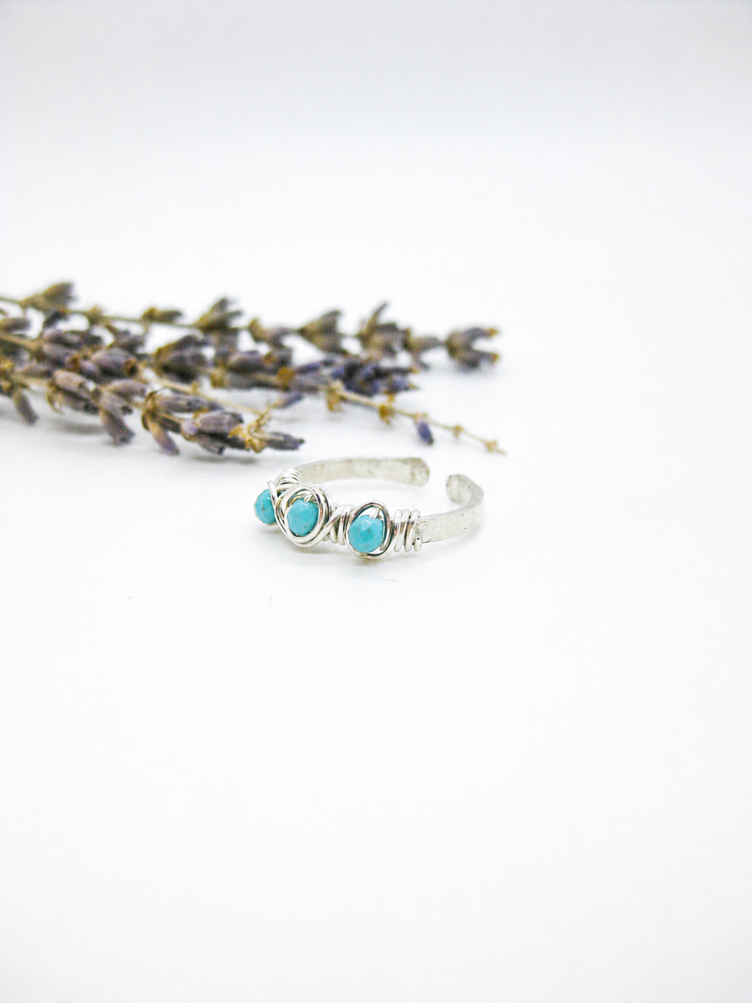 Hyacinth: Ring