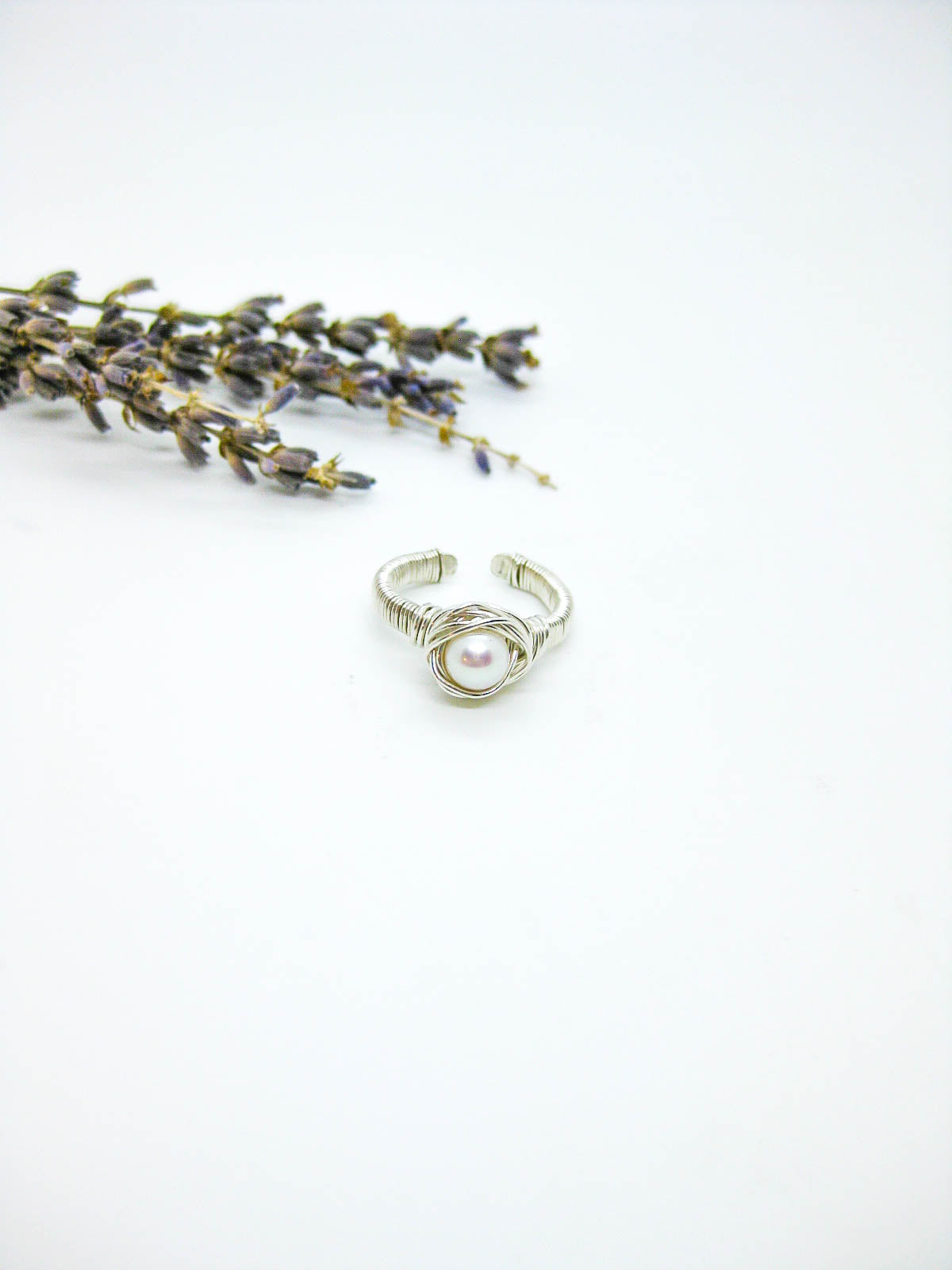 Tulip: Pearl Ring